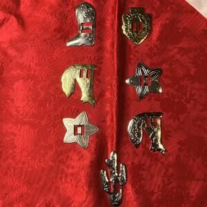 Western Southwestern Themed Silver Tone Metal Conchos for Belts or Necklace READ